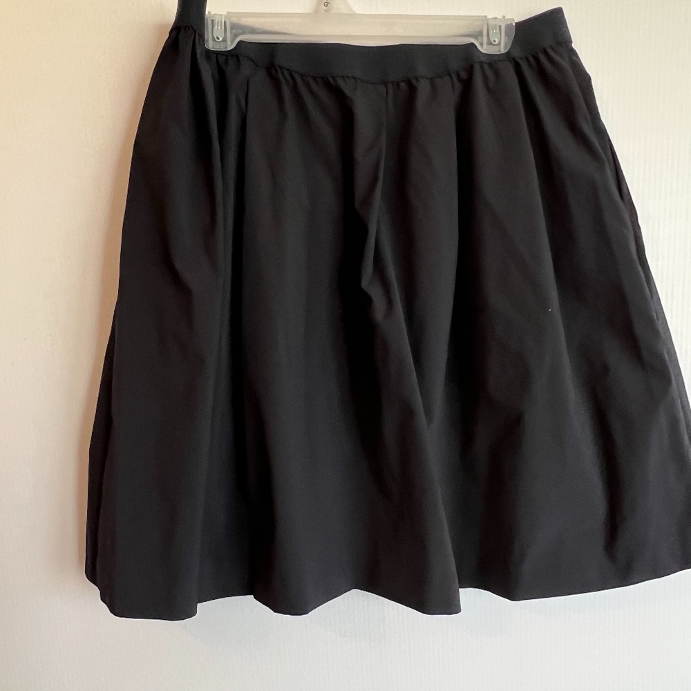 Uniqlo skirt in navy blue